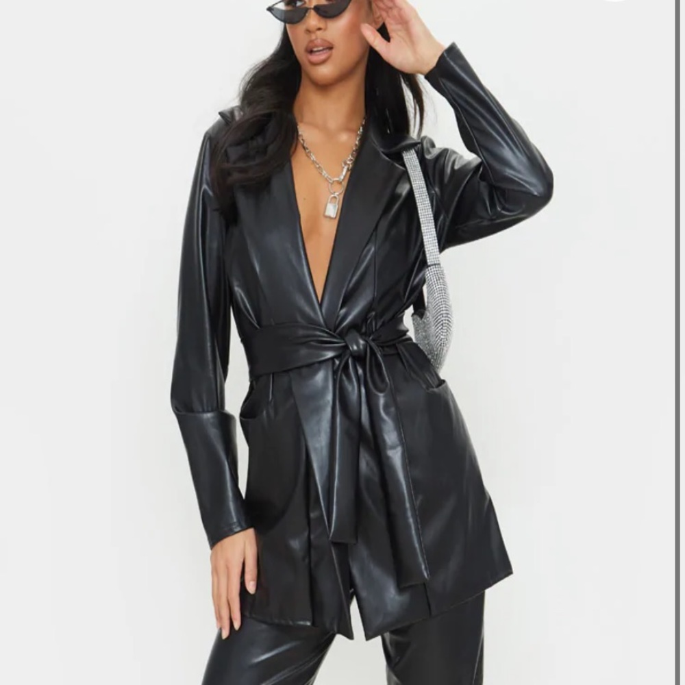 Pretty Little Thing! Black oversized PU Wrap Blazer